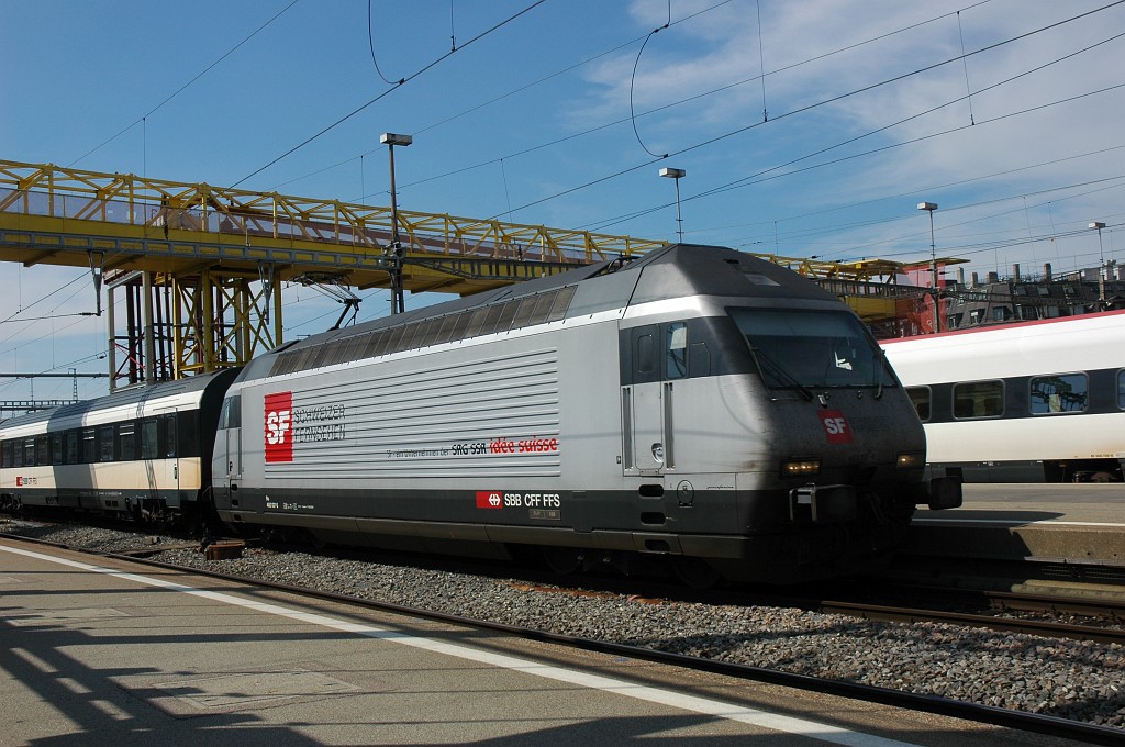 1708-0014-050809.jpg - SBB-CFF Re 460.107-6 «Glärnisch / SF DRS» / Zürich HB 5.8.2009