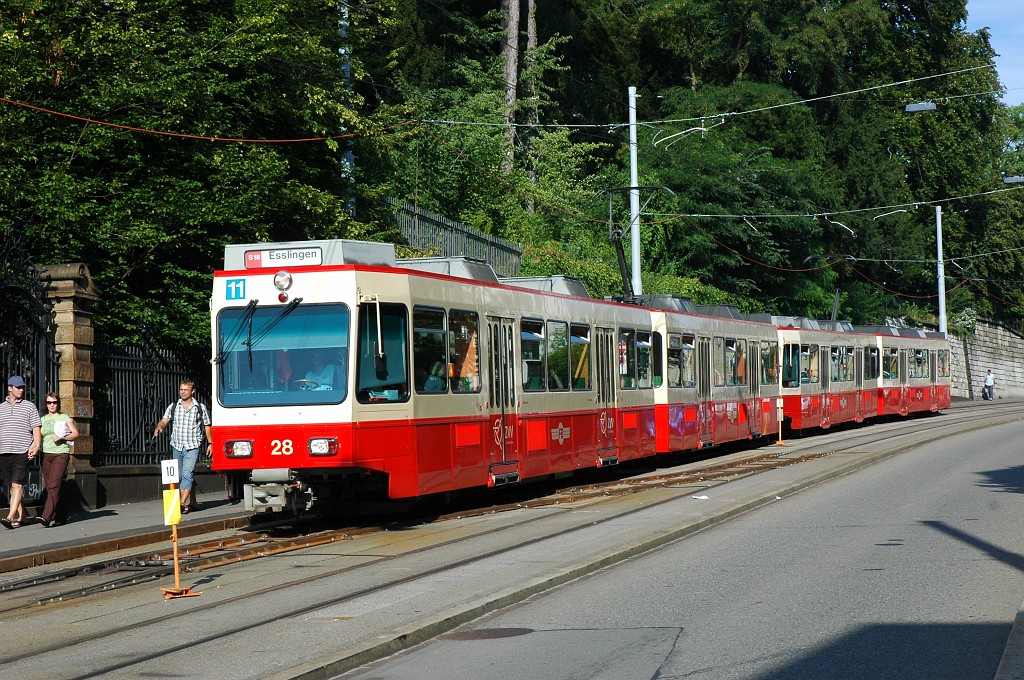 1711-0004-050809.jpg - FB Be 8/8 28/27 + 31/32 / Stadelhofen 5.8.2009