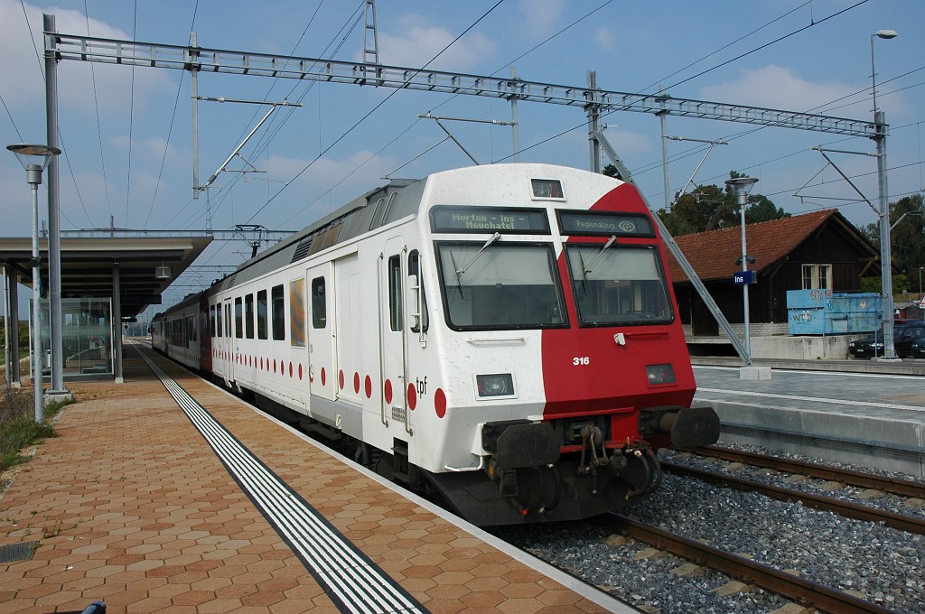 1777-0034-250909.jpg - TRN/TPF RBDe 567.316-5 / Ins 25.9.2009