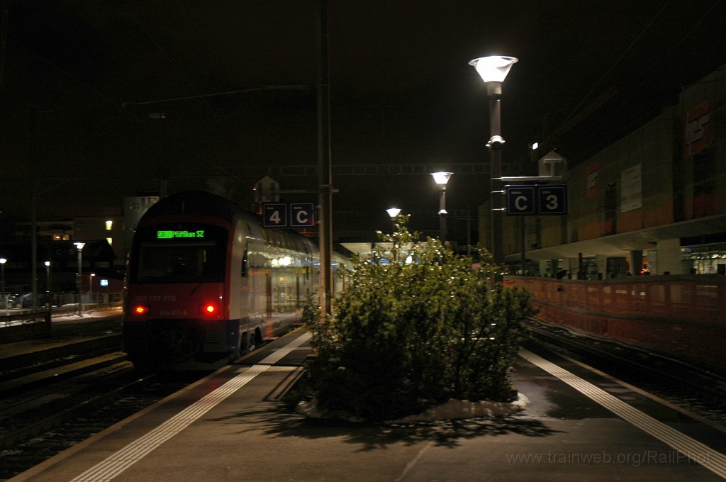 1811-0034-030210.jpg - SBB-CFF RABe 514.011-6 / RAe 514.111-4 / Wallisellen SBB 3.2.2010