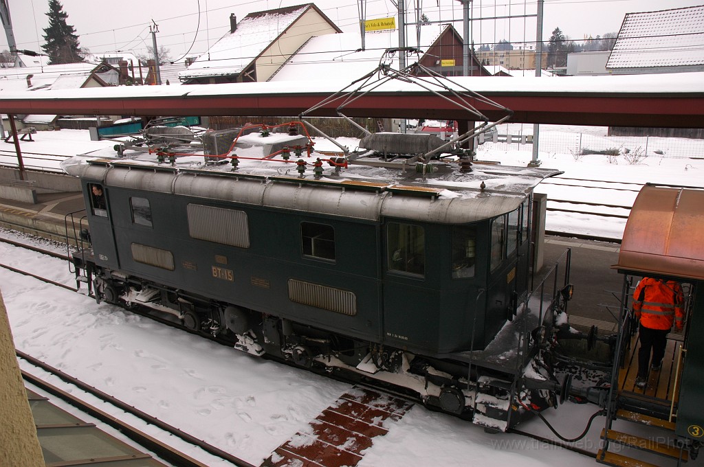 1812-0047-130210.jpg - DVZO Be 4/4 15 / Hinwil 13.2.2010