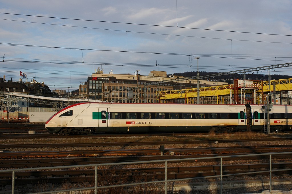 1815-0020-200210.jpg - SBB-CFF ICN RABDe 500.035-1 «Nikolaus Riggenbach» / Zürich HB 20.2.2010