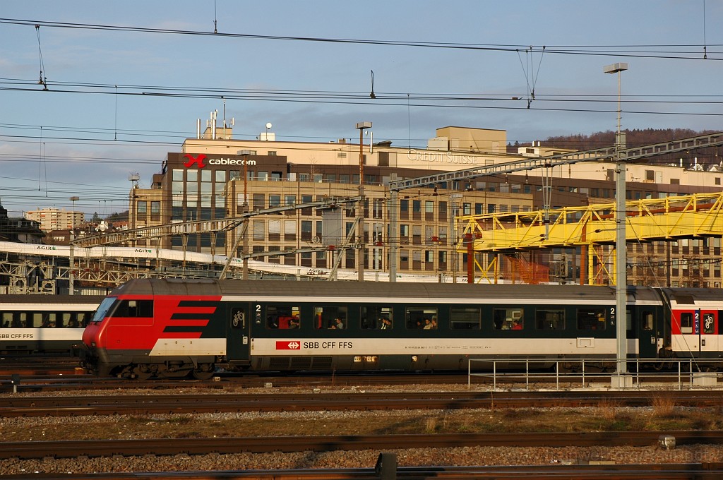 1815-0045-200210.jpg - SBB-CFF Bt (IC) 50 85 28-94 948-2 / Zürich HB 20.2.2010