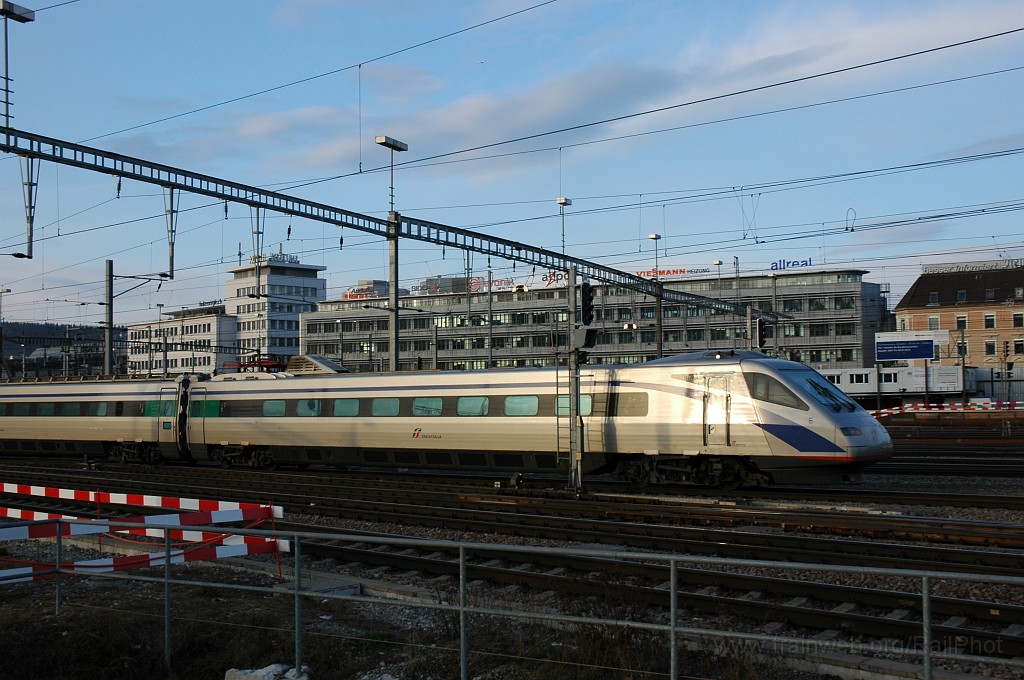 1816-0010-200210.jpg - FS Trenitalia ETR 470.056 / Zürich HB 20.2.2010