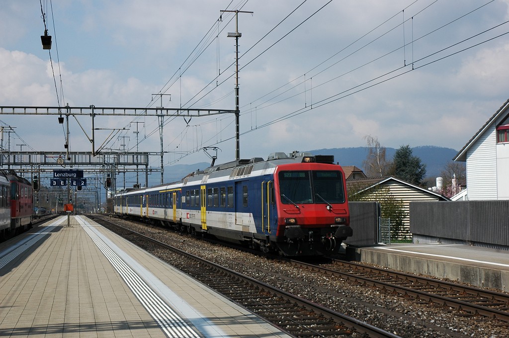 1848-0029-130410.jpg - SBB-CFF RBDe 561.005-0 / Lenzburg 13.4.2010