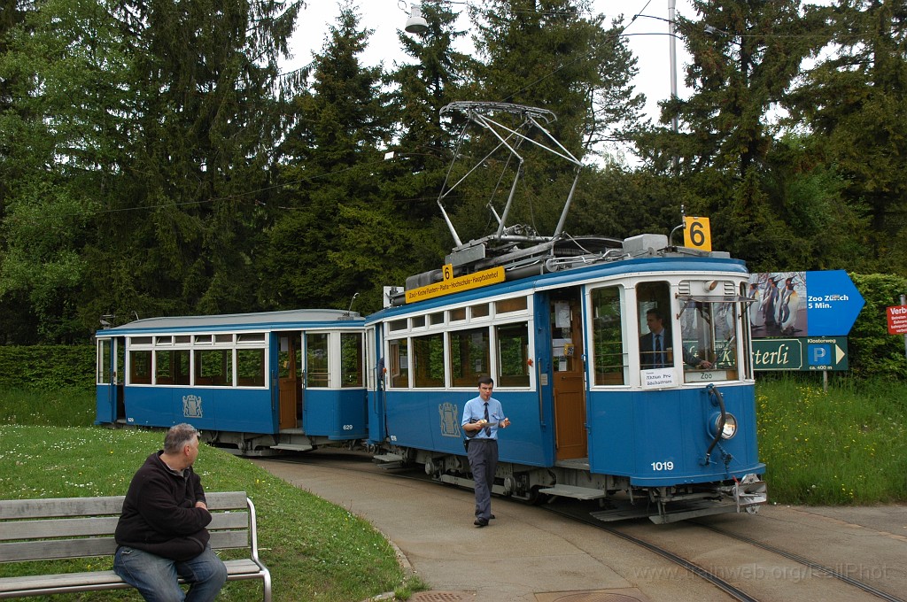 1868-0021-090510.jpg - APS Ce 2/2 1019 + C².629 / Zoo 9.5.2010