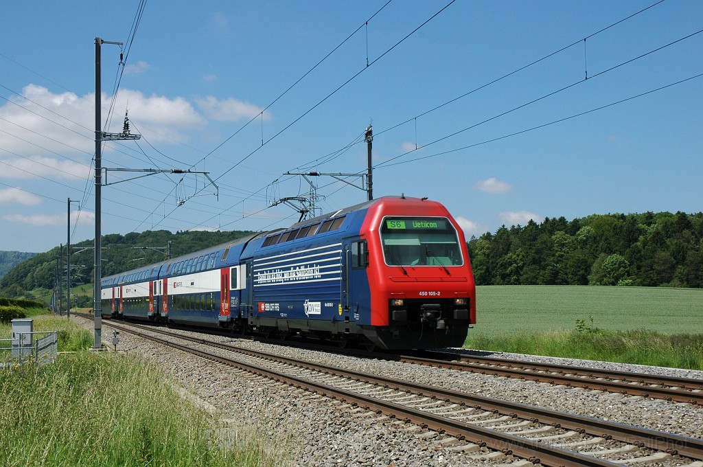 1883-0014-040610.jpg - SBB-CFF Re 450.105-2 «Herrliberg» / Otelfingen (Würenloserstrasse) 4.6.2010