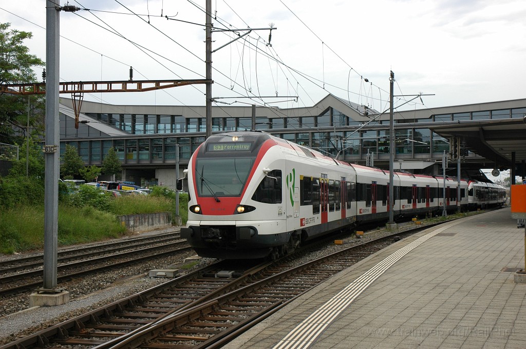 1887-0018-080610.jpg - SBB-CFF RABe 521.001-8 «RegioTriRhena» / Basel SBB 8.6.2010