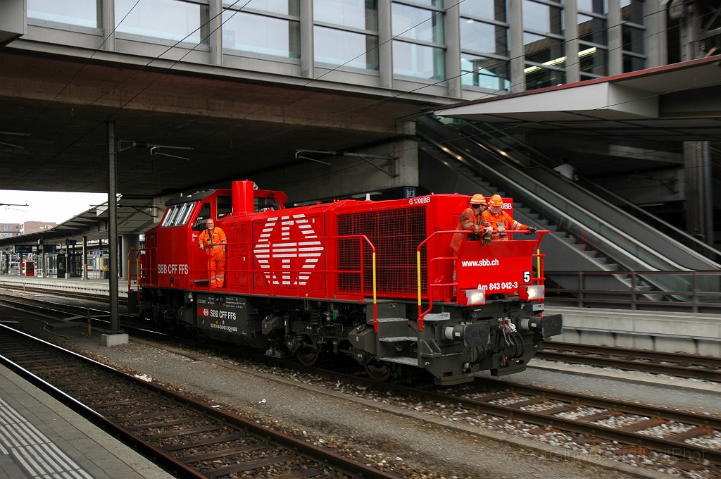 1888-0050-080610.jpg - SBB-CFF Am 843.042-3 / Basel SBB 8.6.2010