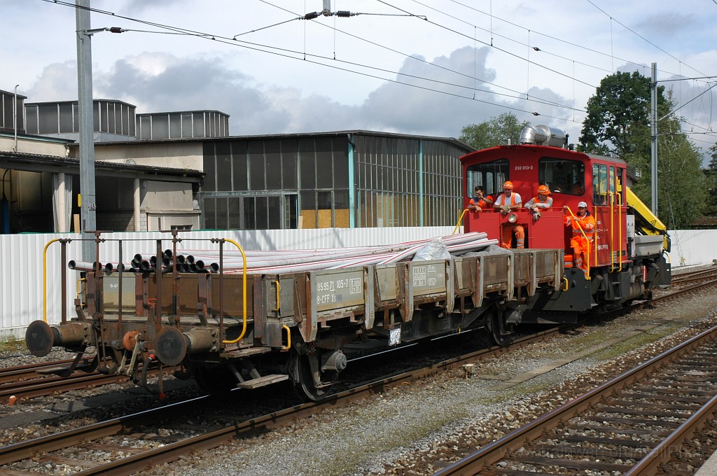 1894-0034-170610.jpg - SBB-CFF Tm 232.013-3 / Hinwil 17.6.2010
