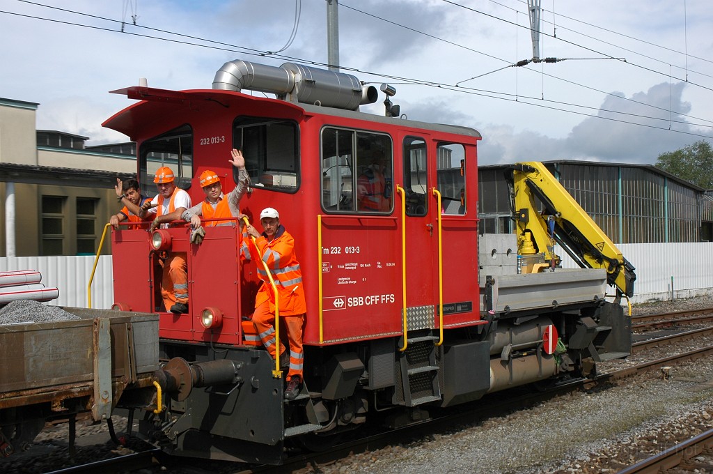 1894-0036-170610.jpg - SBB-CFF Tm 232.013-3 / Hinwil 17.6.2010