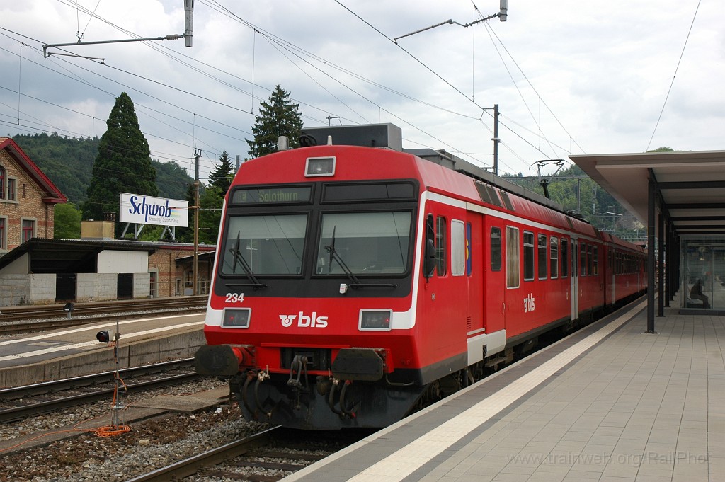 1905-0045-220610.jpg - BLS RBDe 566.220-0 «Walkringen» / Burgdorf 22.6.2010