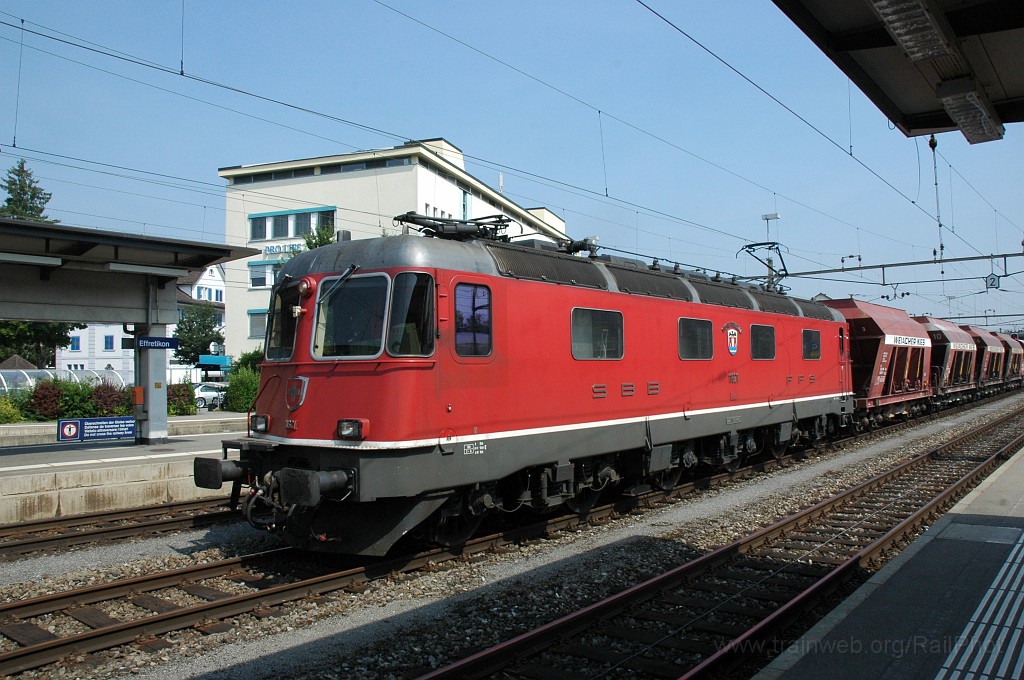 1916-0027-010710.jpg - SBB-CFF Re 6/6 11621 «Taverne-Torricella» / Effretikon 1.7.2010