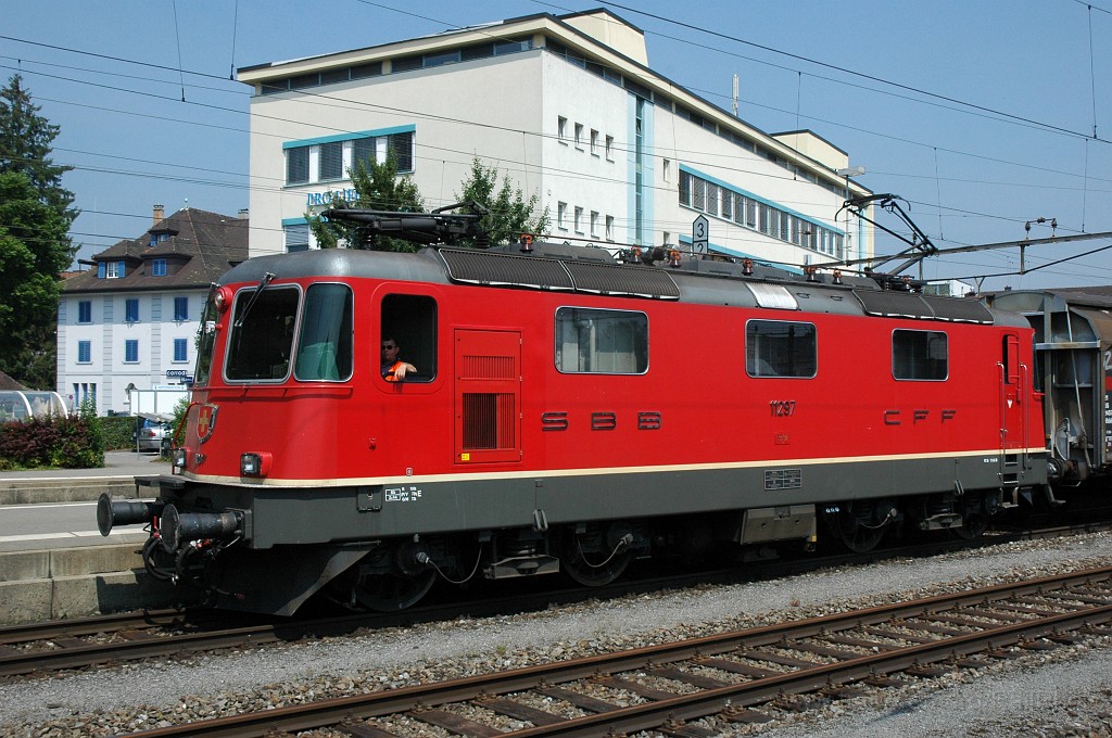 1918-0005-010710.jpg - SBB-CFF Re 4/4'' 11297 / Effretikon 1.7.2010