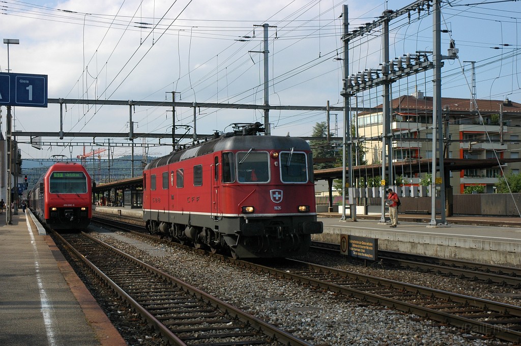 1930-0014-150710.jpg - SBB-CFF Re 6/6 11626 «Zollikofen» + Re 450.090-6 «Turbenthal» / Dietikon 15.7.2010