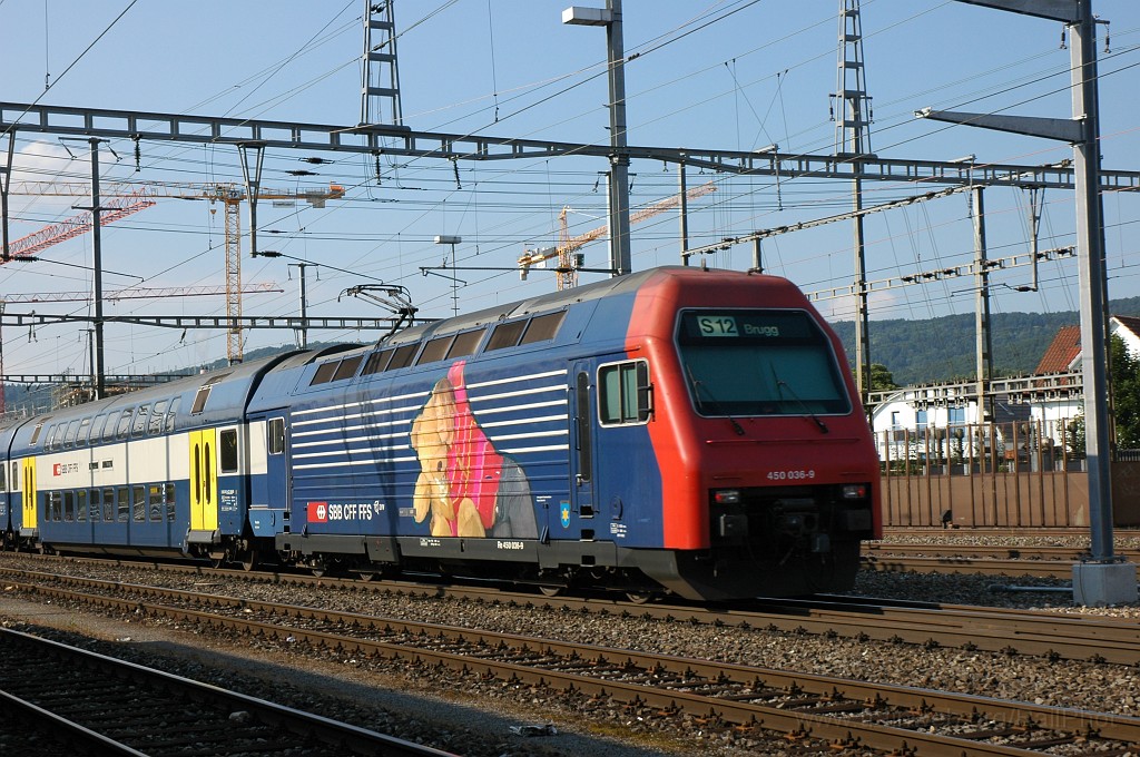 1932-0028-150710.jpg - SBB-CFF Re 450.036-9 «10 Jahre ZVV / Dietlikon» / Dietikon 15.7.2010