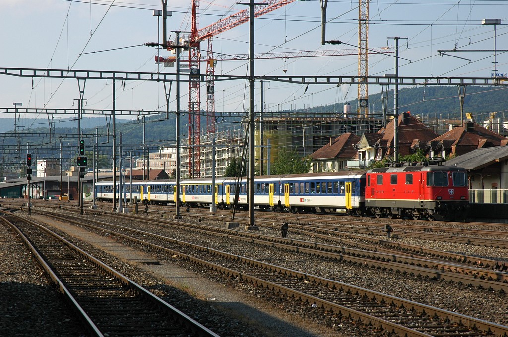 1932-0032-150710.jpg - SBB-CFF Re 4/4'' 11205 / Dietikon 15.7.2010