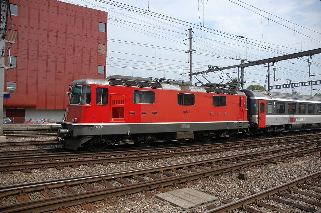 1939-0008-220710.jpg - SBB-CFF Re 4/4'' 11154 / Aarau 22.7.2010