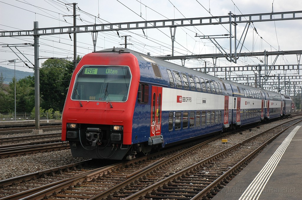1941-0048-220710.jpg - SBB-CFF Bt 50 85 26-33 949-6 / Aarau 22.7.2010