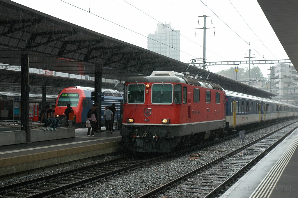 1950-0006-220710.jpg - SBB-CFF Re 4/4'' 11138 / Aarau 22.7.2010