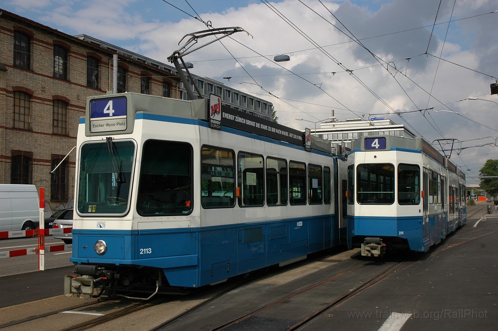 1953-0035-270710.jpg - VBZ Be 4/8 2113 + 2114 / Escher-Wyss Platz 27.7.2010
