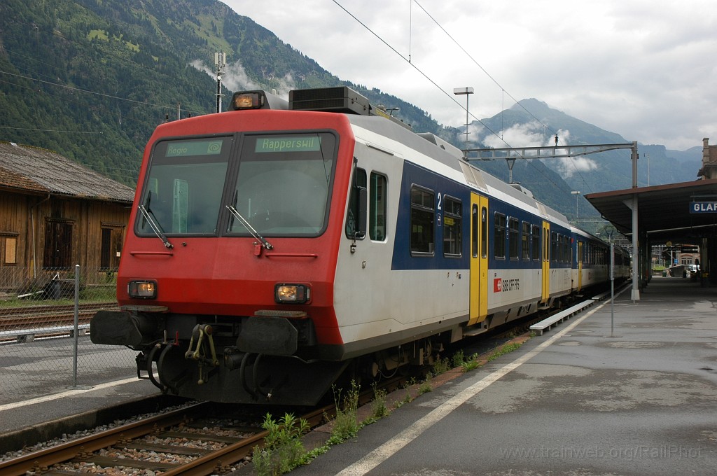1956-0028-270710.jpg - SBB-CFF Bt 50 85 29-35 901-2 / Glarus 27.7.2010