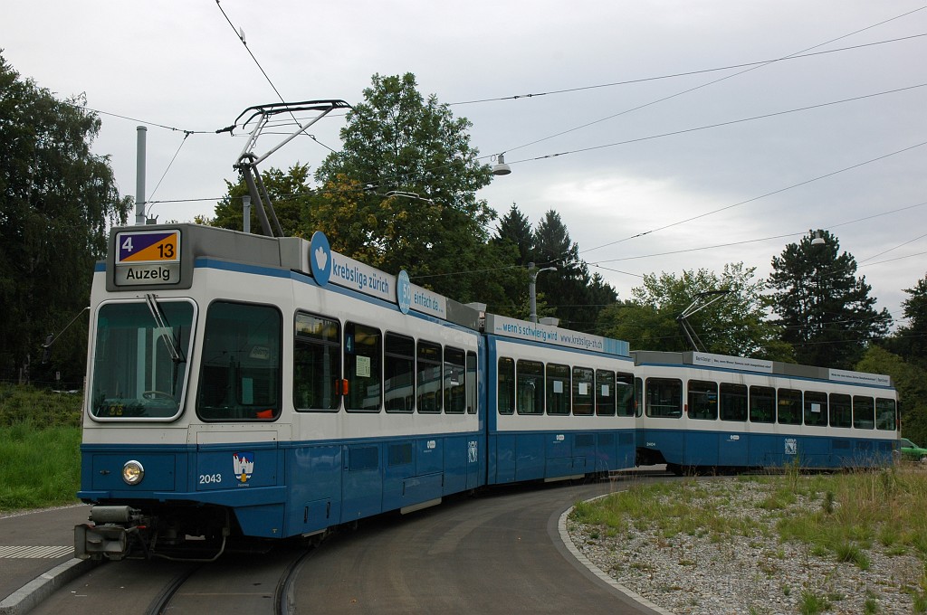 1964-0022-180810.jpg - VBZ Be 4/6' 2043 «Rennweg» + Be 2/4 2404 / Albisgütli 18.8.2010
