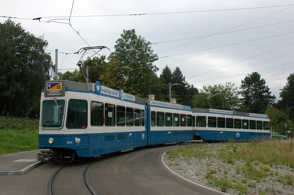 1964-0024-180810.jpg - VBZ Be 4/6' 2043 «Rennweg» + Be 2/4 2404 / Albisgütli 18.8.2010