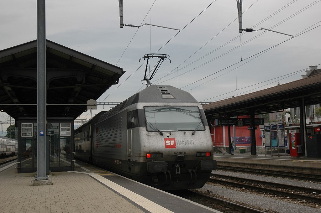 1965-0032-180810.jpg - SBB-CFF Re 460.107-6 «Glärnisch / SF DRS» / Pfäffikon SZ 18.8.2010