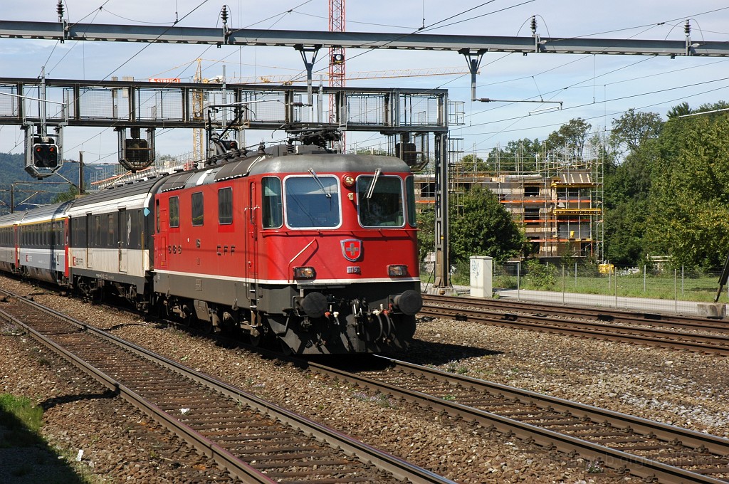 1968-0010-250810.jpg - SBB-CFF Re 4/4'' 11156 / Glanzenberg 25.8.2010