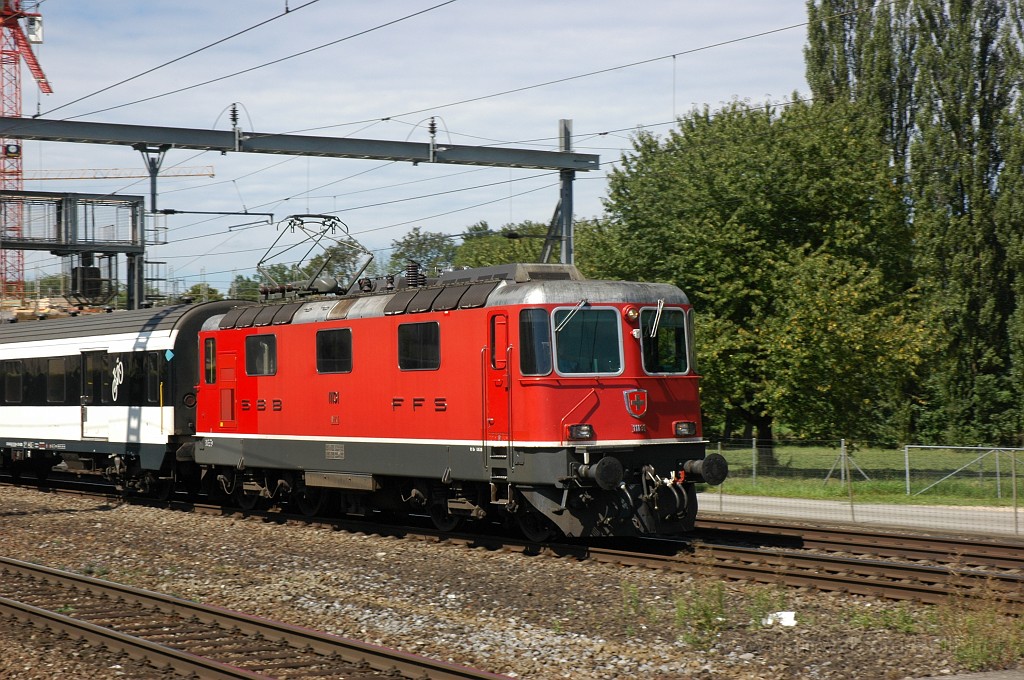 1969-0009-250810.jpg - SBB-CFF Re 4/4'' 11131 / Glanzenberg 25.8.2010