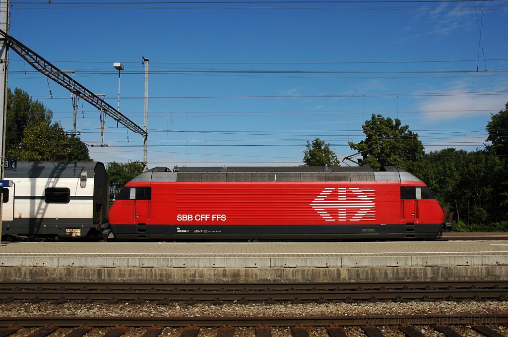 1972-0048-250810.jpg - SBB-CFF Re 460.036-7 «Franches-Montagnes» / Dietikon 25.8.2010