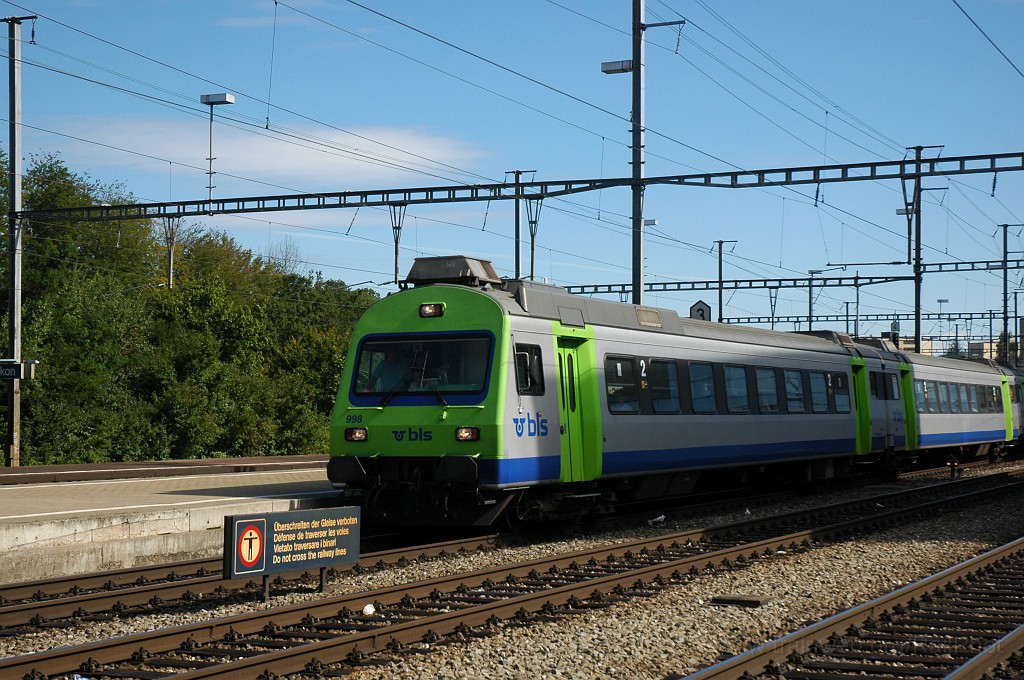 1973-0009-250810.jpg - BLS Bt (VU III) 50 63 28-34 998-6 / Dietikon 25.8.2010