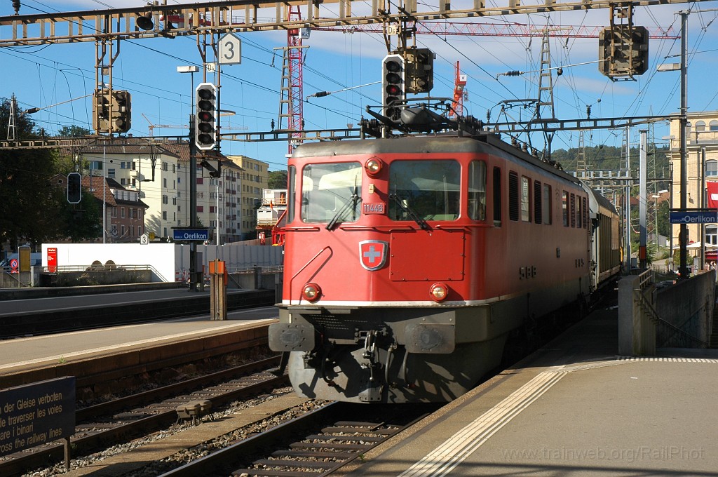 1975-0007-260810.jpg - SBB-CFF Ae 6/6 11446 «Bellinzona» / Zürich-Oerlikon 26.8.2010