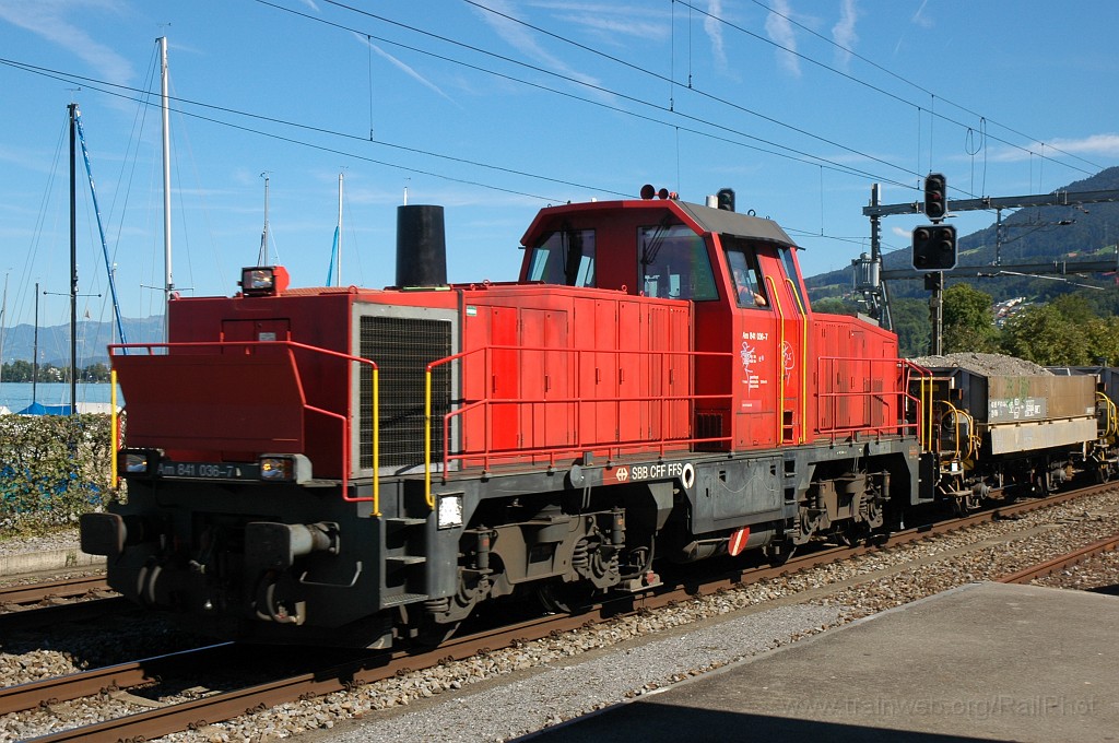 1978-0012-260810.jpg - SBB-CFF Am 841.036-7 / Richterswil 26.8.2010