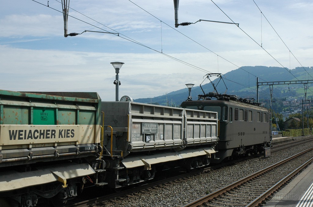 1983-0005-140910.jpg - SBB-CFF Ae 6/6 11465 «Oerlikon» / Richterswil 14.9.2010