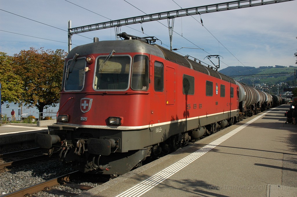 1986-0013-140910.jpg - SBB-CFF Re 6/6 11609 «Uzwil» / Richterswil 14.9.2010