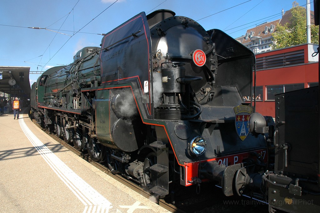 1987-0047-190910.jpg - SNCF 241 P 17 / Schaffhausen 19.9.2010