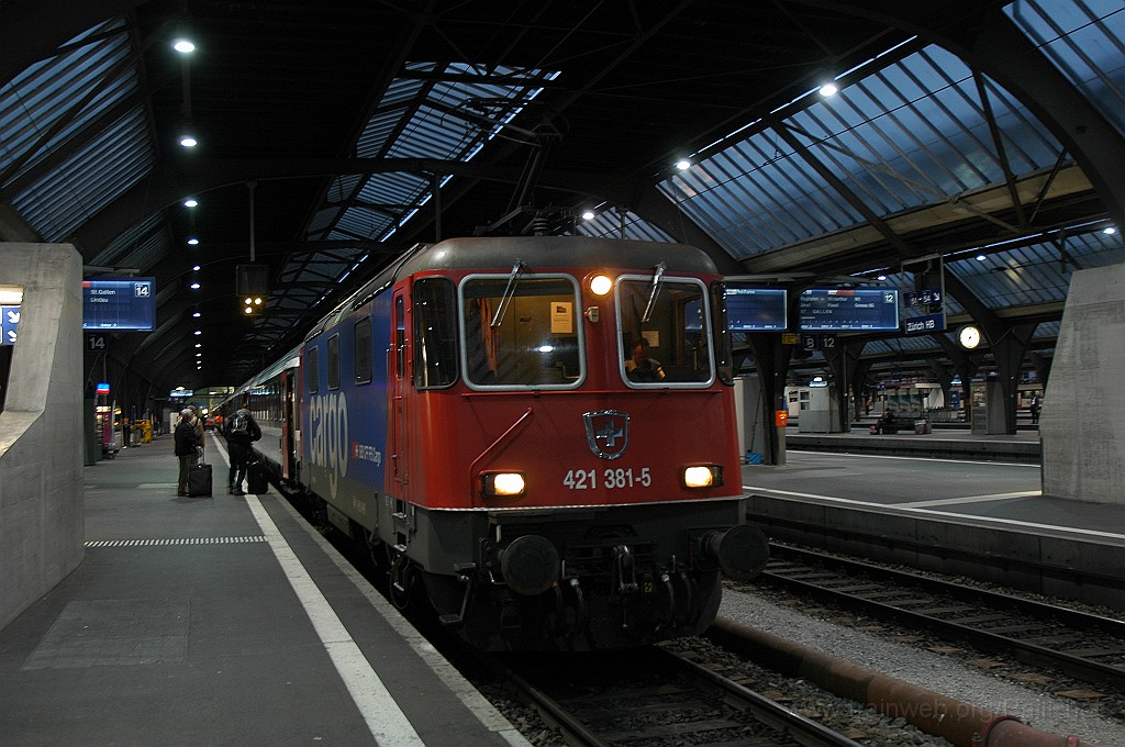 1989-0023-280910.jpg - SBB Re 421.381-5 / Zürich HB 28.9.2010