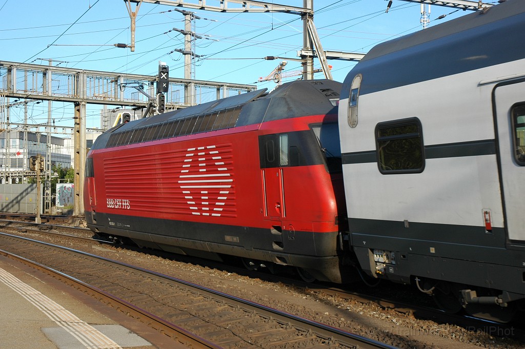 1992-0020-061010.jpg - SBB-CFF Re 460.058-1 «La Côte» / Zürich-Oerlikon 6.10.2010