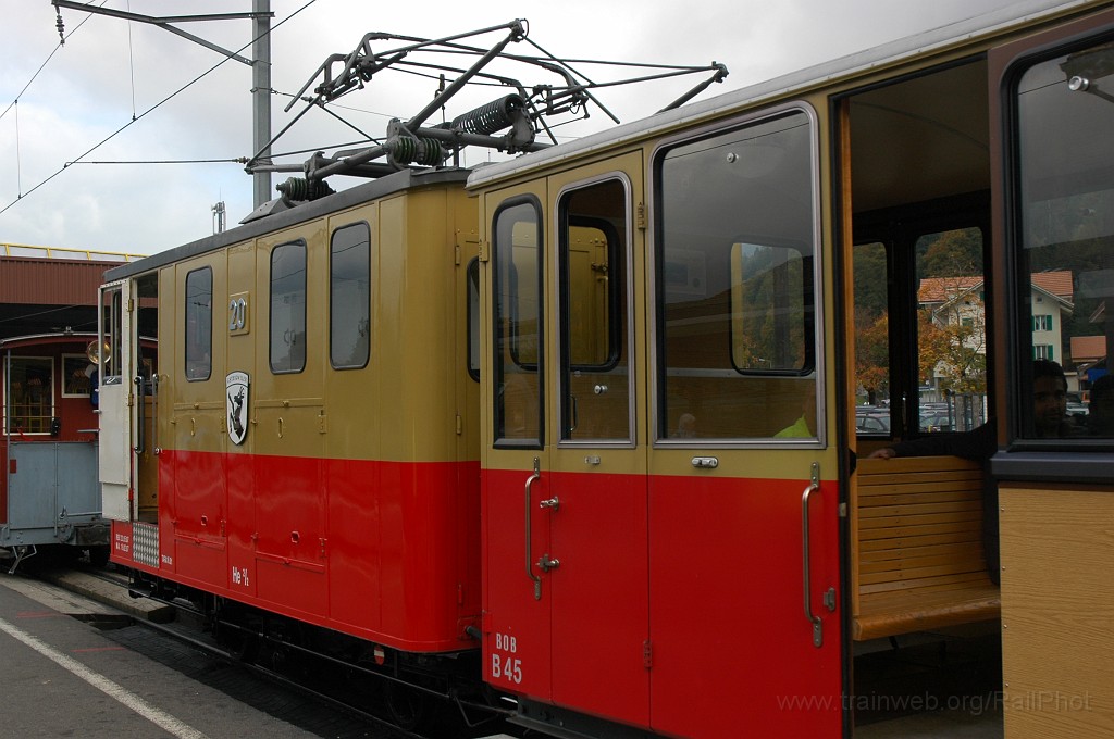 1994-0043-101010.jpg - SPB He 2/2 20 «Gsteigwiler» / Wilderswil 10.10.2010