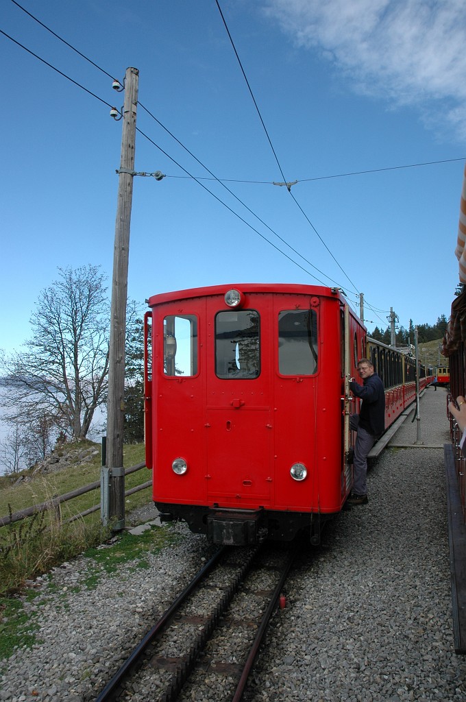 1995-0004-101010.jpg - SPB He 2/2 16 «Anemone» / Breitlauenen 10.10.2010