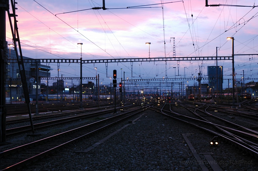 2016-0049-031110.jpg - Zürich HB 3.11.2010