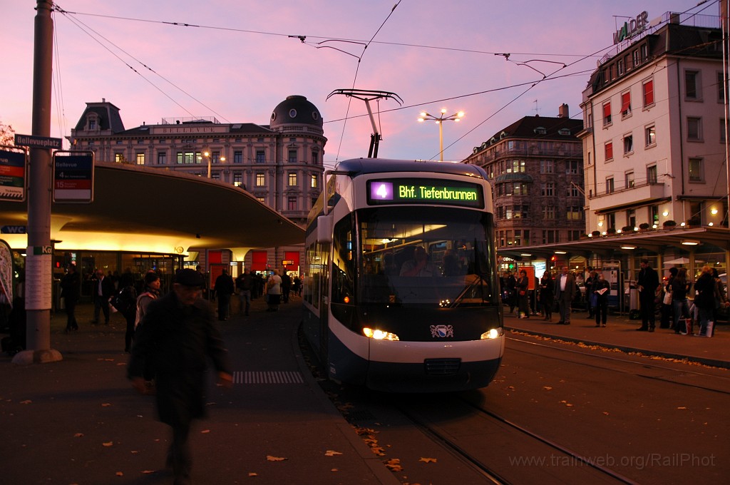 2018-0028-041110.jpg - VBZ Be 5/6 3025 / Bellevue 4.11.2010