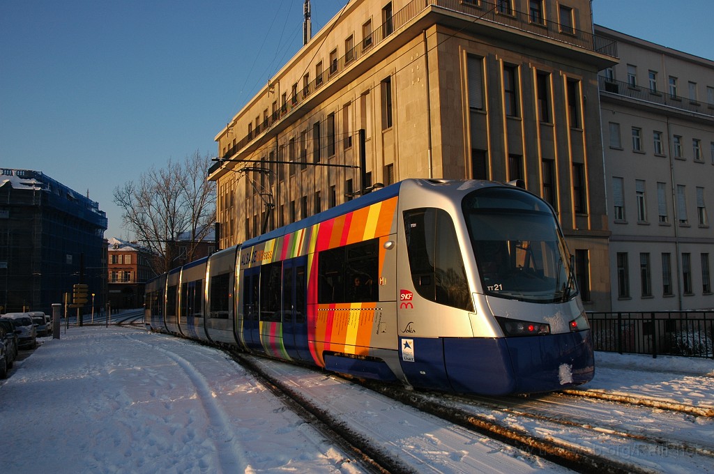 2052-0031-261210.jpg - SNCF U 25621 / Mulhouse 26.12.2010