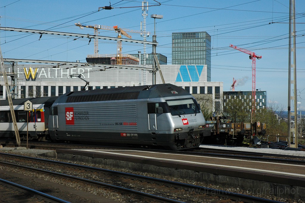 2087-0019-010411.jpg - SBB-CFF Re 460.100-1 «Tösstal / SF DRS» / Zürich-Oerlikon 1.4.2011