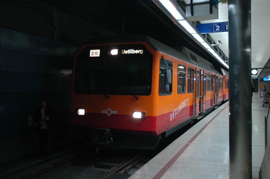 2096-0026-210411.jpg - SZU Be 556.521-3 / Zürich HB 21.4.2011