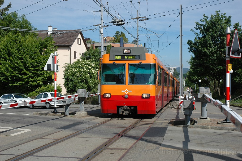 2108-0025-090511.jpg - SZU Be 556.532-0 / Friesenberg 9.5.2011