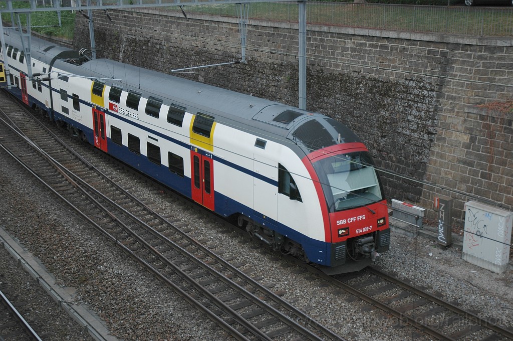 2108-0042-100511.jpg - SBB-CFF RABe 514.039-7 / Lochergut 10.5.2011