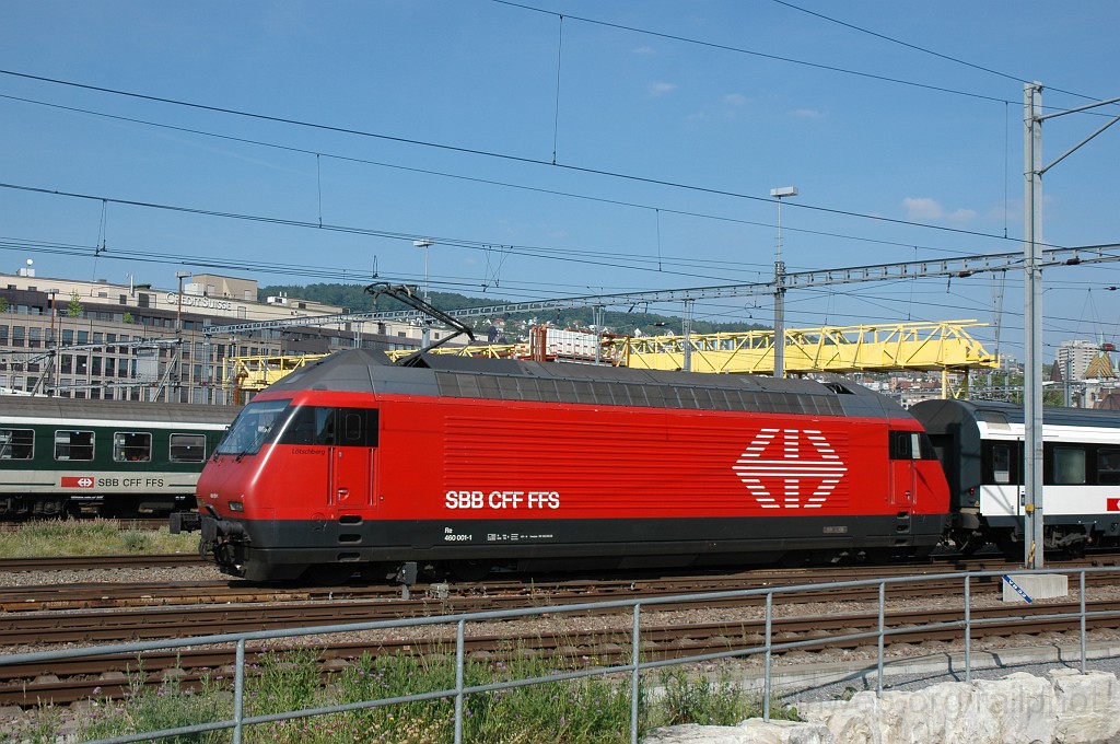 2112-0023-130511.jpg - SBB-CFF Re 460.001-1 «Lötschberg» / Zürich HB 13.5.2011